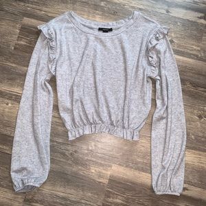 Long sleeve crop top